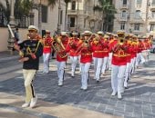 انطلاق الموكب الاحتفالى بتأسيس الإسكندرية من المتحف الرومانى لتمثال الإسكندر
