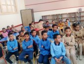 احذر.. تعريض الطفل للخطر معاقب بالقانون فى 14 حالة