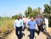 حملة لإزالة طواحين ذهب مخالفة بأسوان