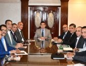 وزير الرياضة يعقد اجتماعًا مع مجلس إدارة اتحاد التجديف