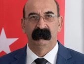 شارب استثنائى يمنح سياسى تركى شهرة عالمية لافتة