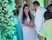 كواليس ظهور ياسمين صبرى بفستان الزفاف بفيلم نصيب بالغردقة.. صور وفيديو 