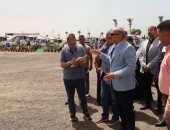 محافظ السويس يتفقد اصطفاف المعدات والمركبات لمواجهة الأزمات والطوارئ