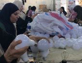 قرية شقرف بطنطا تهزم البطالة بـ اللمبة الليد.. مصانعها تحتضن مئات العمال والعاملات.. حوّلت القرية إلى قلعة صناعية تغزو أسواق الدول العربية والأفريقية.. والسيدات ينافسن الرجال فى تجميع الدوائر الكهربائية.. صور