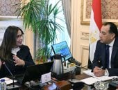 رئيس الوزراء يستعرض مع وزيرة الثقافة الأهداف الاستراتيجية للوزارة 