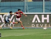 بيراميدز يهزم الأهلى بثلاثية ماييلى وكريم حافظ ويلاحق الزمالك على قمة الدورى