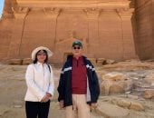 ممتن لـ 40 عاما جمعتنا.. رسالة حب من سفير اليابان بالقاهرة لزوجته.. صور