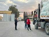 الهلال الأحمر يدفع بحمولة 5,770 طنًا من المساعدات الإنسانية لدعم الأشقاء الفلسطينيين