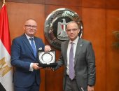مصر والتشيك من الدبلوماسية إلى المصانع.. تحالف جديد لتوطين التكنولوجيا وجذب المليارات