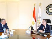 وزير التخطيط يبحث مع شركة "أيادي للاستثمار" سُبل دعم قطاع ريادة الأعمال