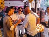 حملة مكبرة بحى ثالث الإسماعيلية لرفع الإشغالات وإعادة الانضباط للشوارع