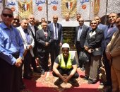 شرايين جديدة للتنمية.. كيف تسهم الكبارى الحديثة فى فك الاختناقات المرورية ودعم التنمية بأسيوط؟.. مشروع إنشاء كوبرى سيارات جديد أعلى خطوط السكة الحديد بمنطقة السادات يربط شرق أسيوط بغربها.. صور