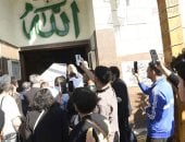 العشرات يؤدون صلاة الجنازة على جثمان الراحل مختار نوح بمسجد مصطفى محمود