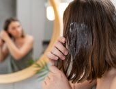 5 وصفات طبيعية لتهدئة فروة الرأس وعلاج التهيج في أيام الصيف