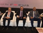 محافظ سوهاج ونقيب عام أطباء مصر يفتتحان المؤتمر الأول لنقابة الأطباء