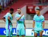 الشارقة ضد العين.. الزعيم يتقدم بثنائية في الشوط الأول ويقترب من لقب الدوري