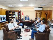 وكيل صحة سوهاج يبحث تطوير الخدمات الدوائية بمستشفى سوهاج العام