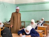 رئيس أزهر كفر الشيخ يتفقد اللجان ويعلن وقف العمل أون لاين طوال فترة الامتحانات