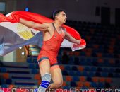 رئيس جامعة دمياط يهنئ البطل يحيى عماد لفوزه بذهبية أفريقيا للمصارعة 2026