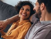 ثنائيات أبراج يزيد توافقها بعد سن الأربعين.. النضج والخبرة بتفرق