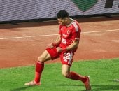 إصابة قوية تُبكى إمام عاشور وخروج اللاعب بسيارة الإسعاف.. فيديو وصور