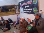 الطرق الصوفية تحتفل برجبية شيخ العرب السيد البدوي بطنطا.. الاحتفالات تستمر حتى الخميس المقبل.. حلقات ذكر ومديح لأتباع الطرق الصوفية وتقديم الطعام بالمجان.. والأربعاء تغيير كسوة المقام
