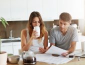 لو قررتى تشاركى بمرتبك فى مصروف البيت.. قواعد تجنبك الخلافات الزوجية
