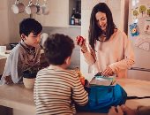 5 خطوات عملية تربية طفل منظم.. أسهل لو بدأت من بدرى