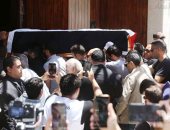 ملفوفا بعلم مصر.. تشييع جنازة هانى شاكر من مسجد أبو شقة.. فيديو وصور