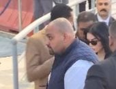 هيفاء وهبي ونادية مصطفى وأنوشكا وهاني مهنا في عزاء هاني شاكر.. صور 