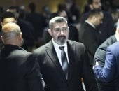 هيفاء وهبي ونادية مصطفى وأنوشكا وياسر جلال في عزاء هاني شاكر (فيديو)