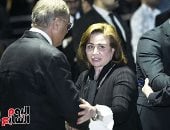 إلهام شاهين وهند صبرى ونرمين الفقى فى عزاء هانى شاكر.. صور 