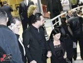 وائل جسار متأثرا فى عزاء هانى شاكر: خسرنا أهم صوت فى الوطن العربى.. صور 