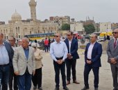 محافظ القاهرة يوجه بالقضاء على المواقف العشوائية بميدان السيدة عائشة