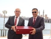 محافظ القليوبية يستقبل سفير أذربيجان لإحياء ذكرى ميلاد حيدر علييف بالقناطر