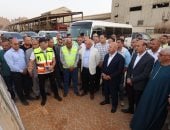 ​وزير النقل يتفقد تطوير طريق الصعيد الصحراوي الغربي ومحور أبو تيج التنموي بأسيوط
