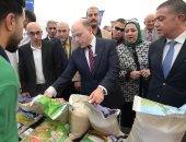 محافظ الغربية يفتتح أكبر معرض للسلع الغذائية المخفضة بطنطا بتخفيضات تتجاوز 35%