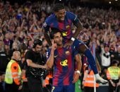 برشلونة يضرب ريال مدريد بثنائية ويتوج رسميا بلقب الدوري الإسباني.. فيديو