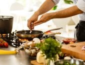 احذر الجوع الصامت.. 5 علامات تكشف أنك لا تأكل ما يكفي من الطعام
