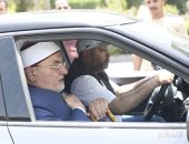 خالد الجندى ومحمد رياض وسلوي محمد علي في جنازة عبد الرحمن أبو زهرة