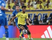 تعادل قاتل للهلال.. خطأ كارثي يؤجل تتويج النصر بلقب الدوري السعودي (فيديو)
