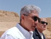 وزير الآثار من الأقصر: المقبرتين أمنحتب وساموت تكشفان عظمة التاريخ المصرى