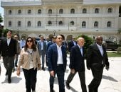 رئيس الوزراء يتفقد رفع كفاءة الواجهات الخارجية والموقع العام لقصر التحرير