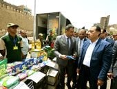رئيس الوزراء يتفقد معرض أهلًا بالعيد بمنطقة الجمالية