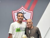 وفاة والد محمد عبد الشافى قائد الزمالك السابق