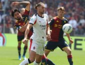 ميلان يقترب من التأهل لدوري أبطال أوروبا بثنائية فى جنوى.. فيديو
