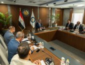وزير البترول يلتقى كوادر التعدين المرشحة لبرامج تدريبية متقدمة بأكبر الجامعات الأسترالية