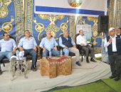وزير الرى من قنا: المزارع المصرى المحور الأساسى لنجاح أى مشروع تنموى.. صور