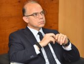 تطوير منظومة المناطق الحرة والتحول الرقمي وتعزيز تصدير الخدمات لرفع التشغيل والصادرات