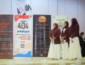 معرض إعلام آداب أسوان يبرز إبداعات الطلاب للعام الثانى.. صور